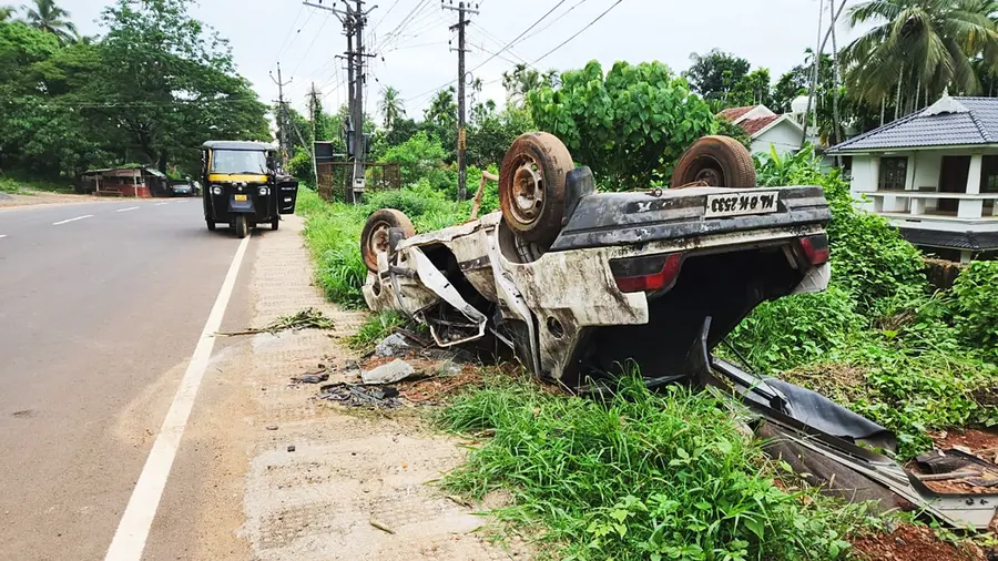 Roadside Car robbery