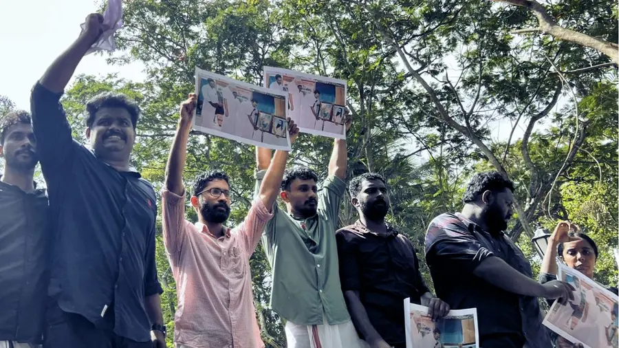 SFI Raj Bhavan March