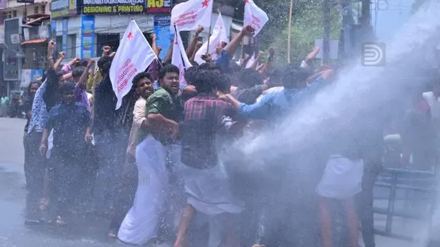 SFI PALAKKAD HEAD POST OFFICE MARCH