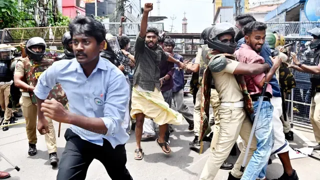 SFI PROTEST NEET EXAM PATHANAMTHITTA