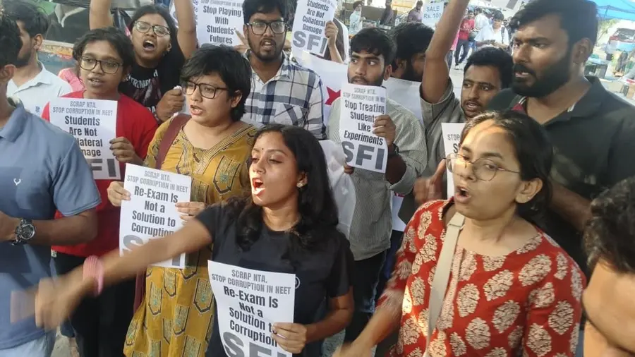 SFI Protest Delhi NEET Exam