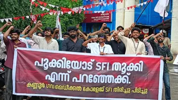 SFi Victory Kannu pariyaram medical college union