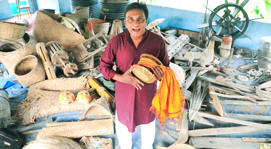 Janardhanan Pudushery with brown rhythm