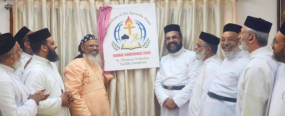 ഓർത്തഡോക-്സ് സഭാ വൈദികസംഘം ആഗോള സമ്മേളനത്തിന്റെ ലോഗോ വൈദിക സംഘം പ്രസിഡന്റ്  ഡോ. മാത്യൂസ് മാർ തിമോത്തിയോസ് പ്രകാശിപ്പിക്കുന്നു