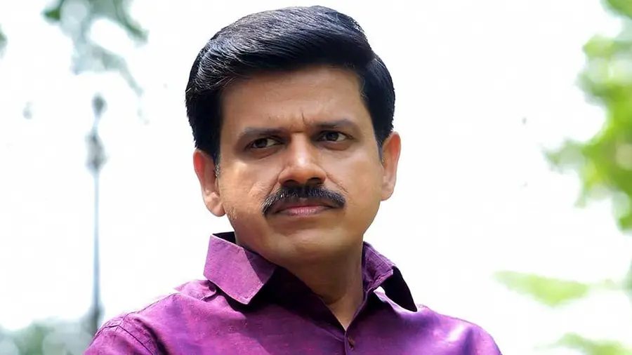 Sandeep Warrier.jpg