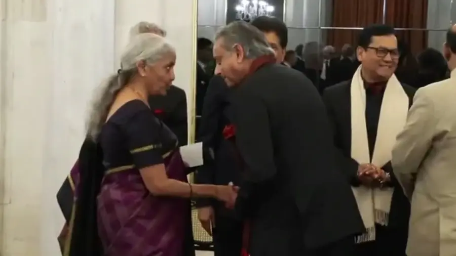 Shashi Tharoor .jpg
