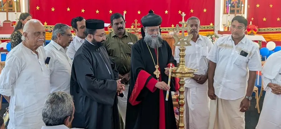 വെളിയനാട് സെന്റ് സ്റ്റീഫൻസ് വലിയപള്ളിയിൽ ജൂബിലി പൊതു സമ്മേളനം
കുറിയാക്കോസ് മാർ സേവേറിയോസ് വലിയ മെത്രപൊലീത്ത ഉദ്ഘാടനംചെയ്യുന്നു