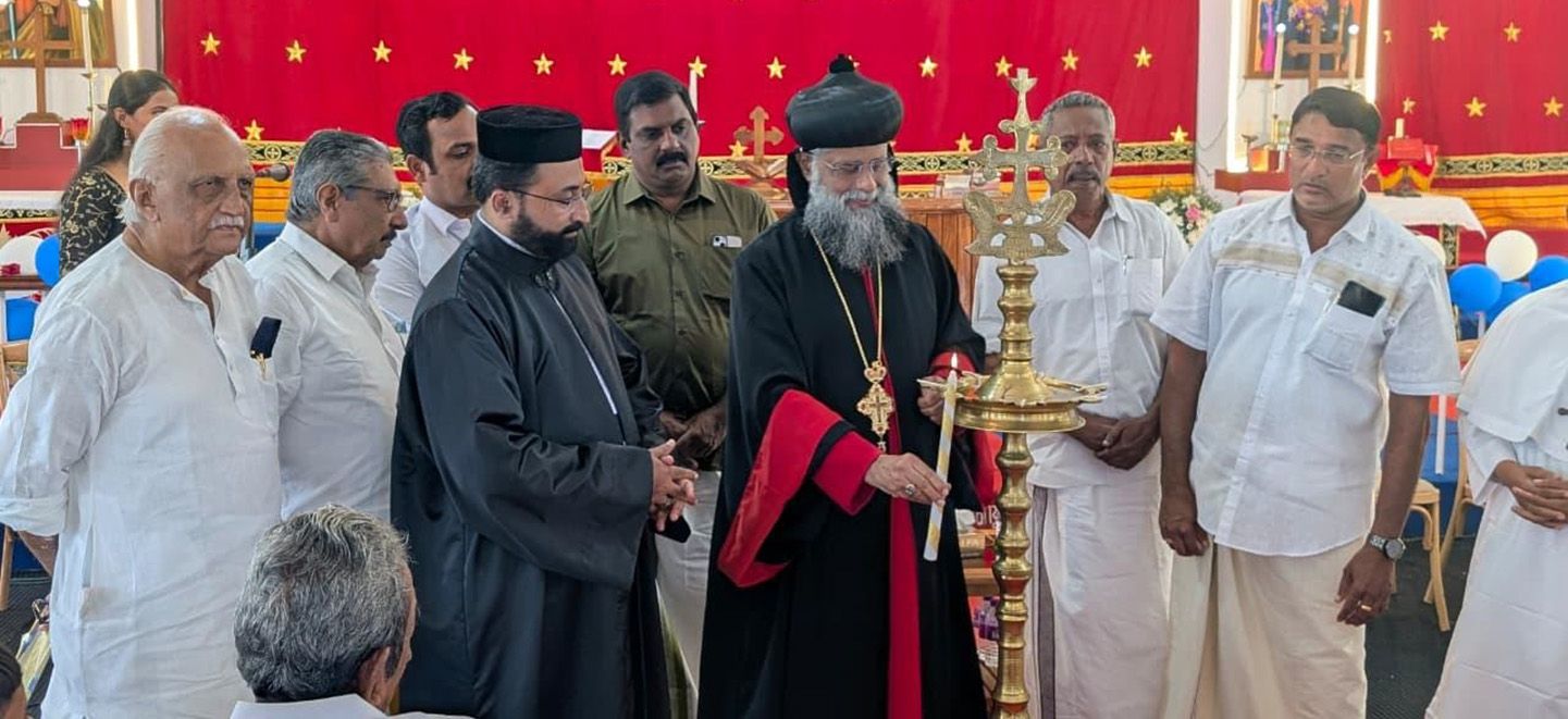 വെളിയനാട് സെന്റ്‌ സ്റ്റീഫൻസ് വലിയപള്ളിയിൽ ജൂബിലി പൊതു സമ്മേളനം  കുറിയാക്കോസ് മാർ സേവേറിയോസ് വലിയ മെത്രപൊലീത്ത ഉദ്ഘാടനംചെയ്യുന്നു 