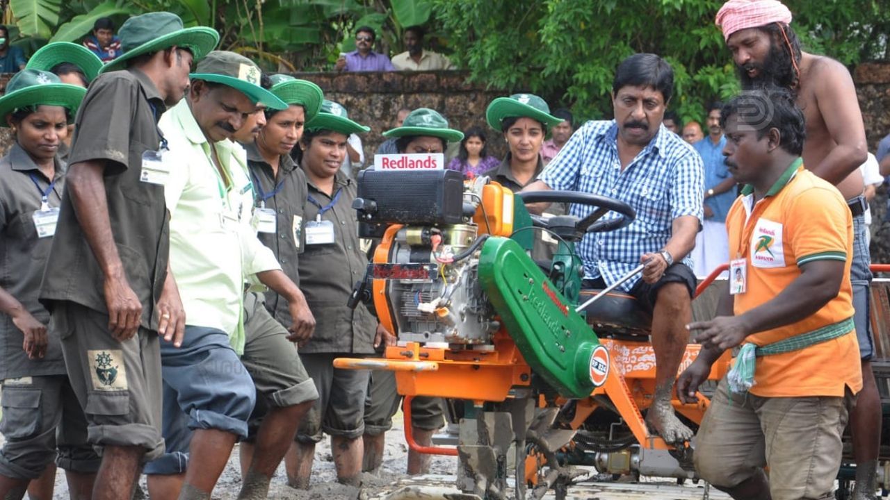 Sreenivasan at paddy field