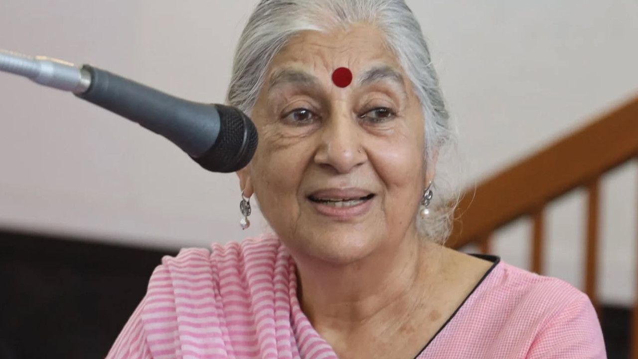 Subhashini Ali .JPG