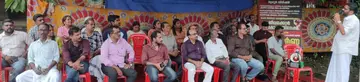 തൃശൂർ പോസ്റ്റൽ സൂപ്രണ്ട്‌ ഓഫീസിന് മുന്നിൽ തപാൽ ജീവനക്കാർ നടത്തിയ ധർണ സിഐടിയു ജില്ലാ സെക്രട്ടറി  ടി സുധാകരൻ ഉദ്ഘാടനം ചെയ്യുന്നു