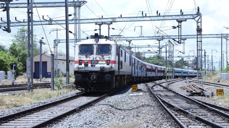 TRAIN.