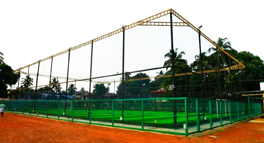 തൃശൂർ കോർപറേഷൻ അരണാട്ടുകര നേതാജി ഗ്രൗണ്ടിലെ ടർഫ്