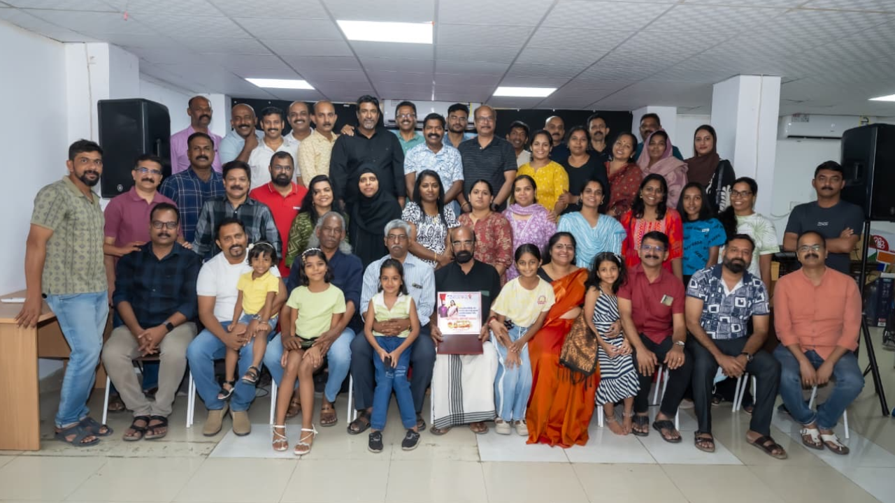  Thichoor Surendran and Viji Surendran.png