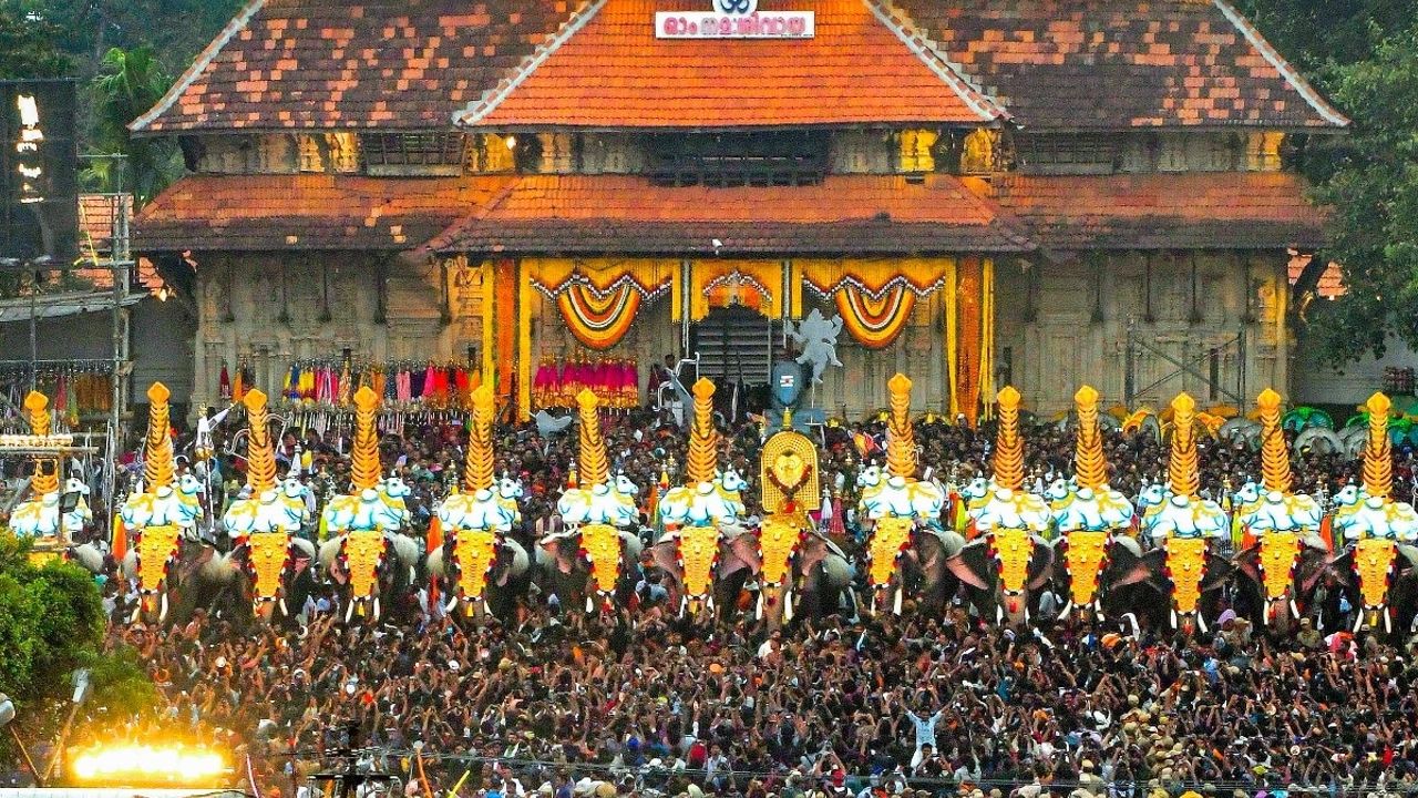Thrissur Pooram.jpg