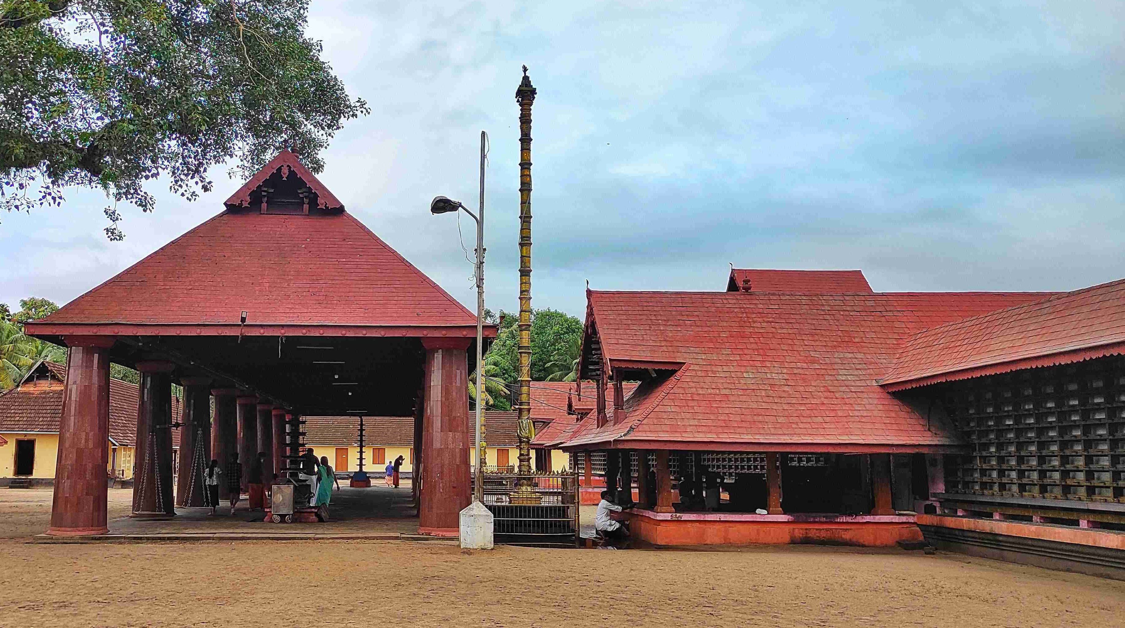 Thuravoor Temple