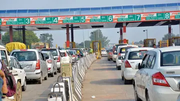 Toll plaza.jpg