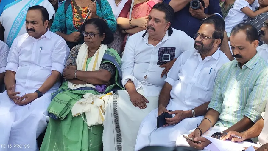 V D Satheesan shibu baby john with v v rajesh