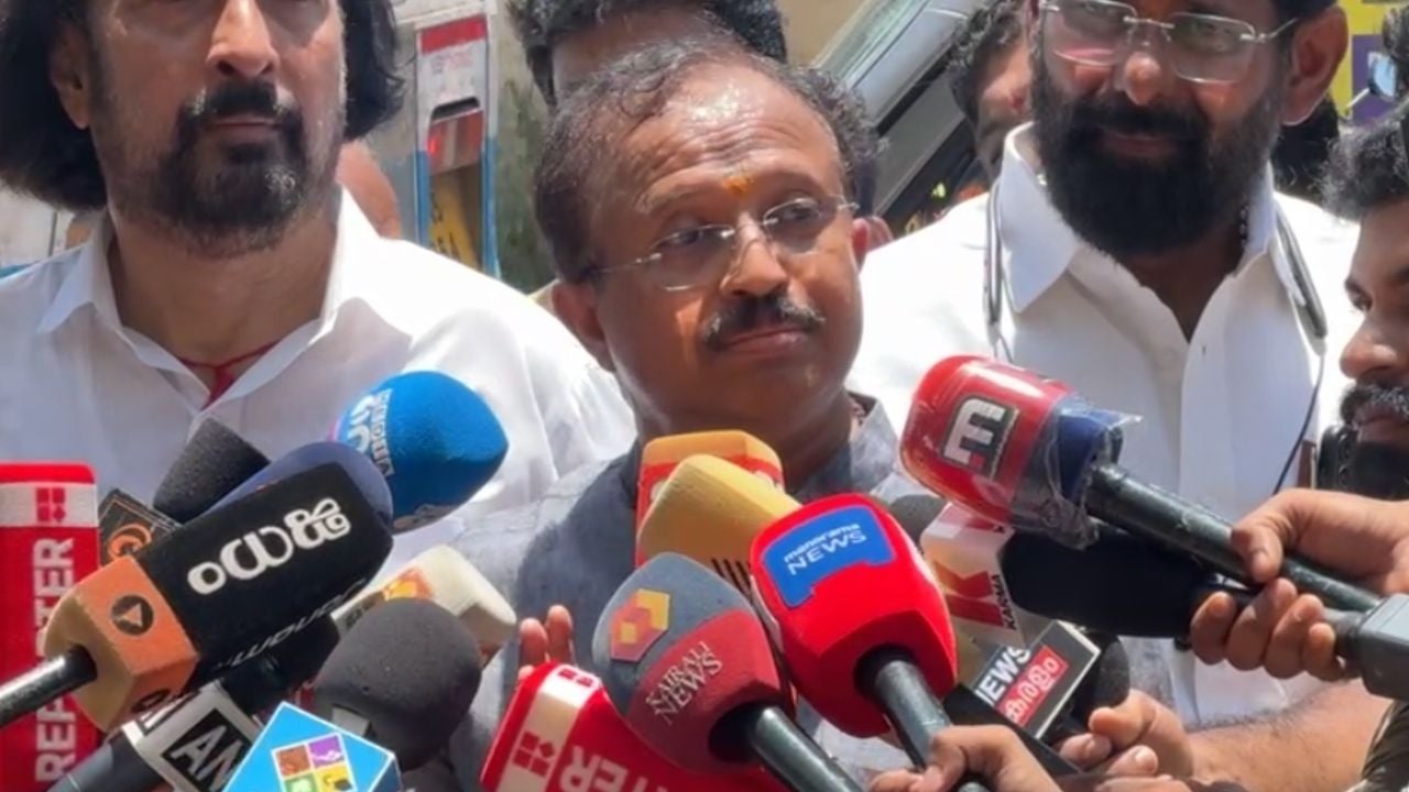 V Muraleedharan