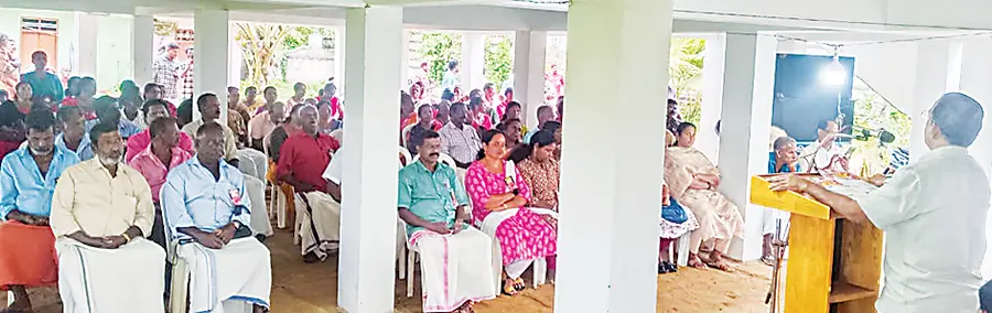 CPM District Secretariat Member KR Bhagirathan speaks at the VS condolence meeting in Kainakari South