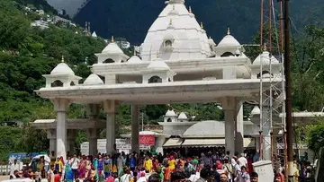 Vaishno devi temple.jpg