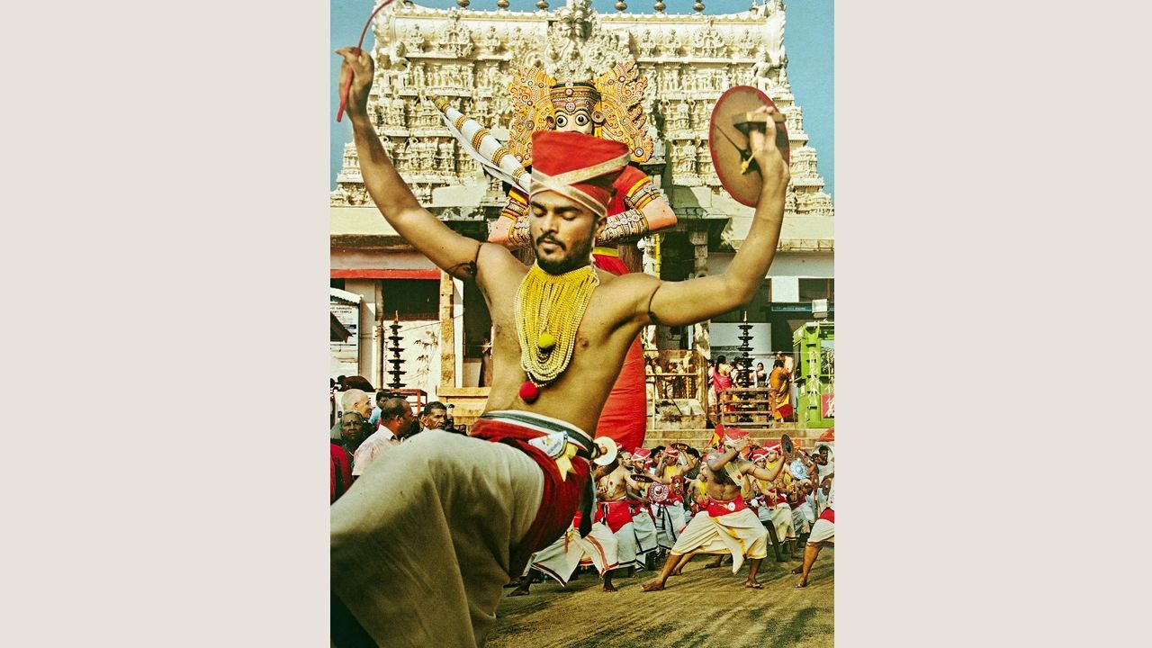 Velakali Raghu rai Photo
