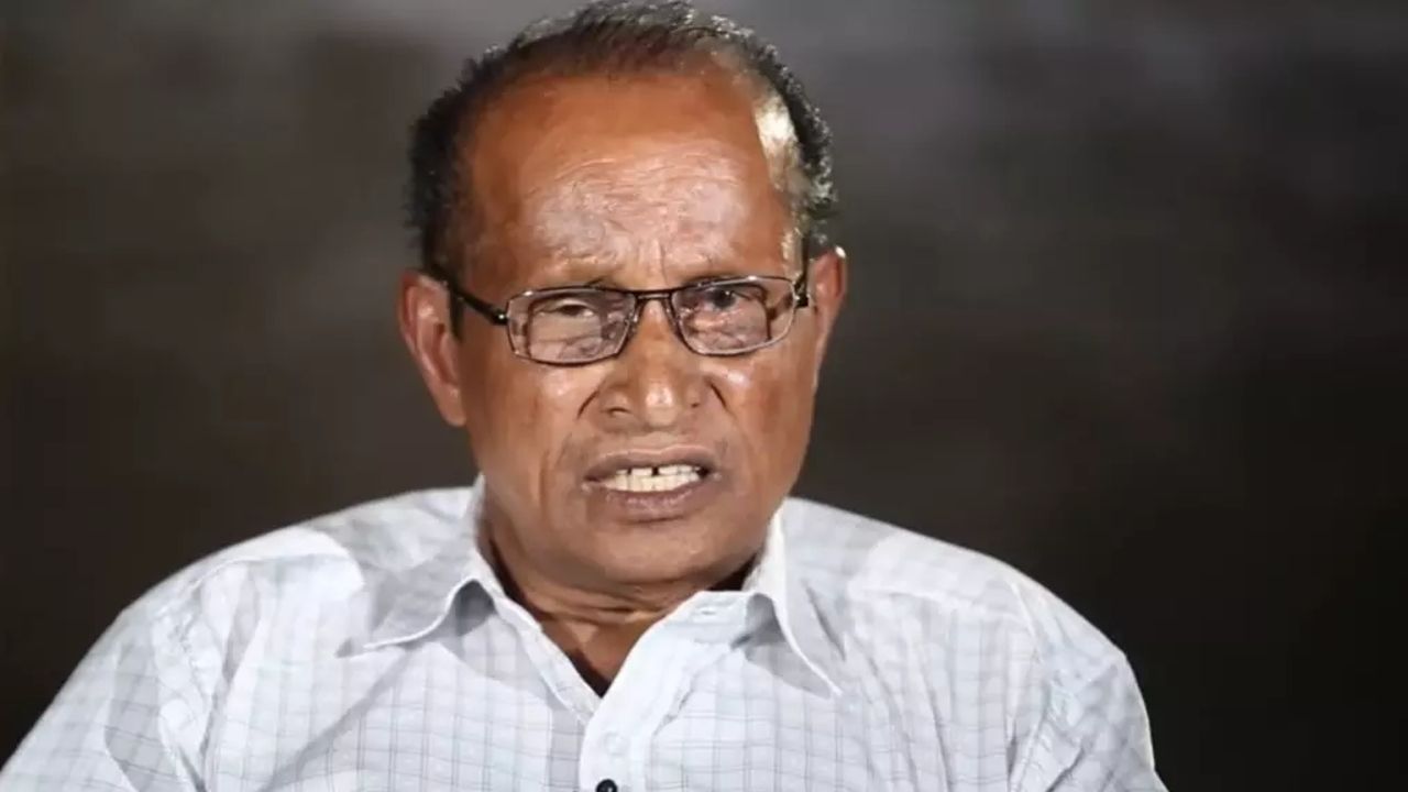 Vellathooval stephen.jpg