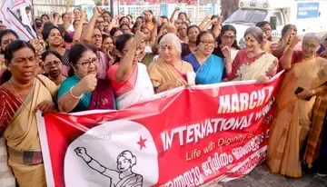 Women of CPI(M) marching from the 24th CPI(M) Kerala State Conference venue to We Park