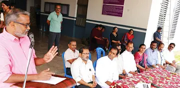 Central School Kayikamela