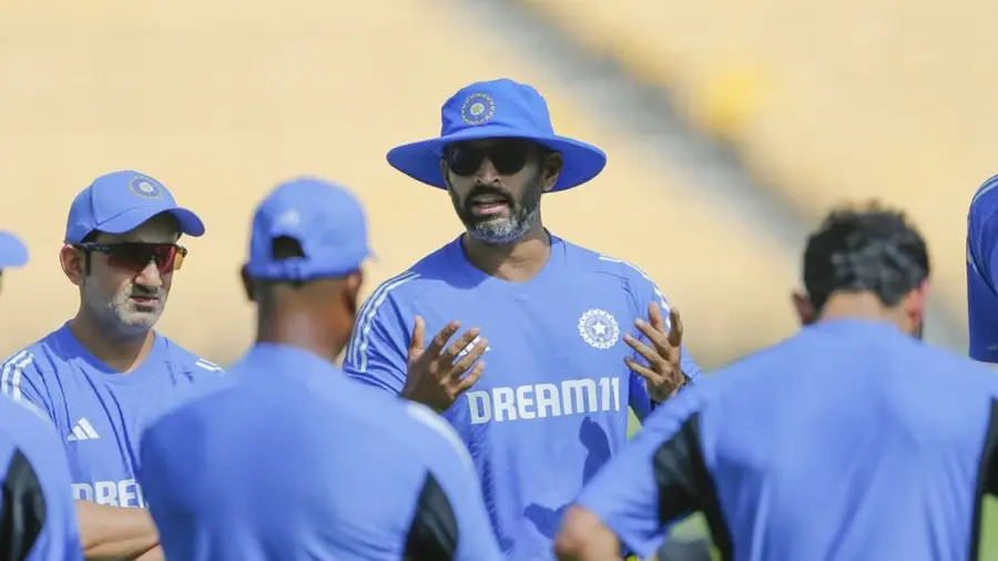 abhishek nayar and gambhir