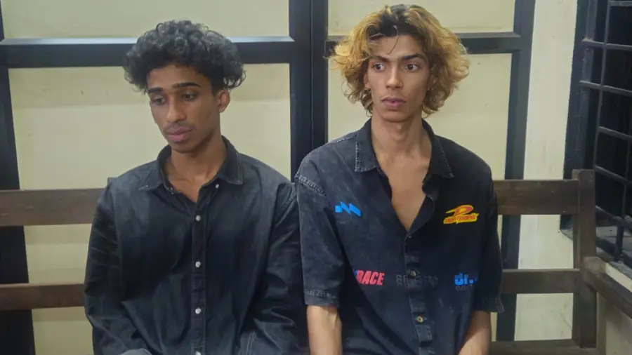 adil vloger.jpg