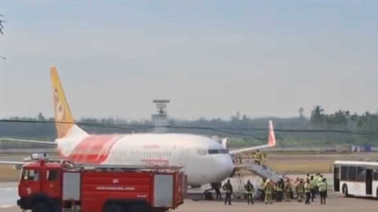 air india emergency landing at cial