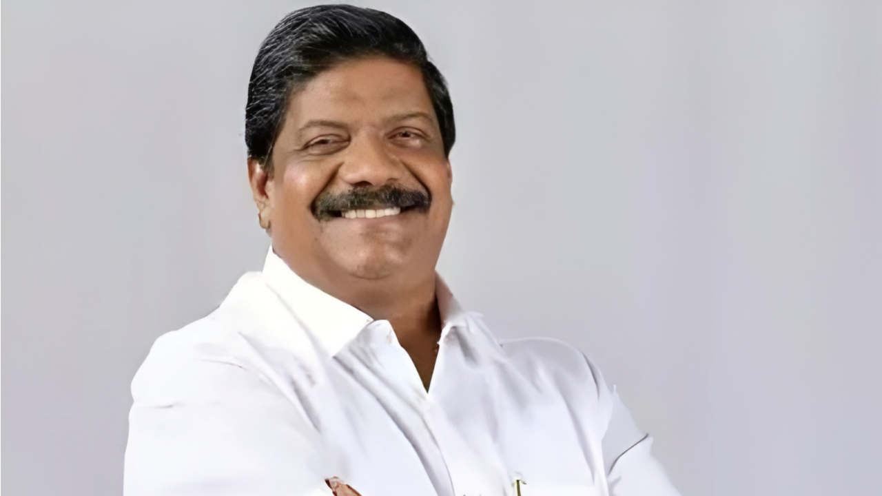 ഗ്രൂപ്പ് കളിച്ച് ചതിച്ചു; യുഡിഎഫിനെതിരെ അജയ് തറയിൽ