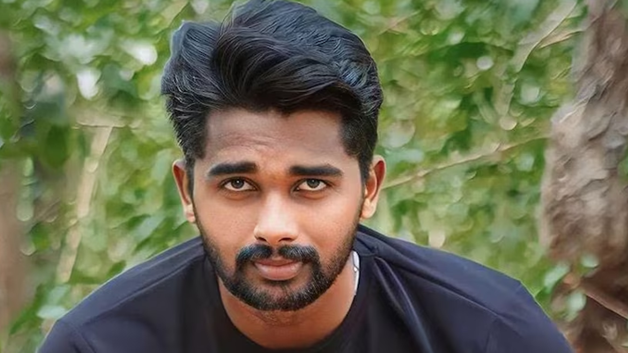 Akhil 