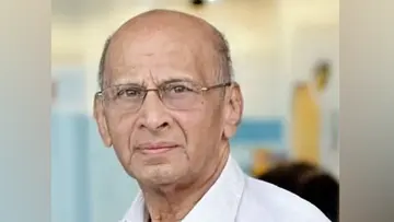 dr ak rairu