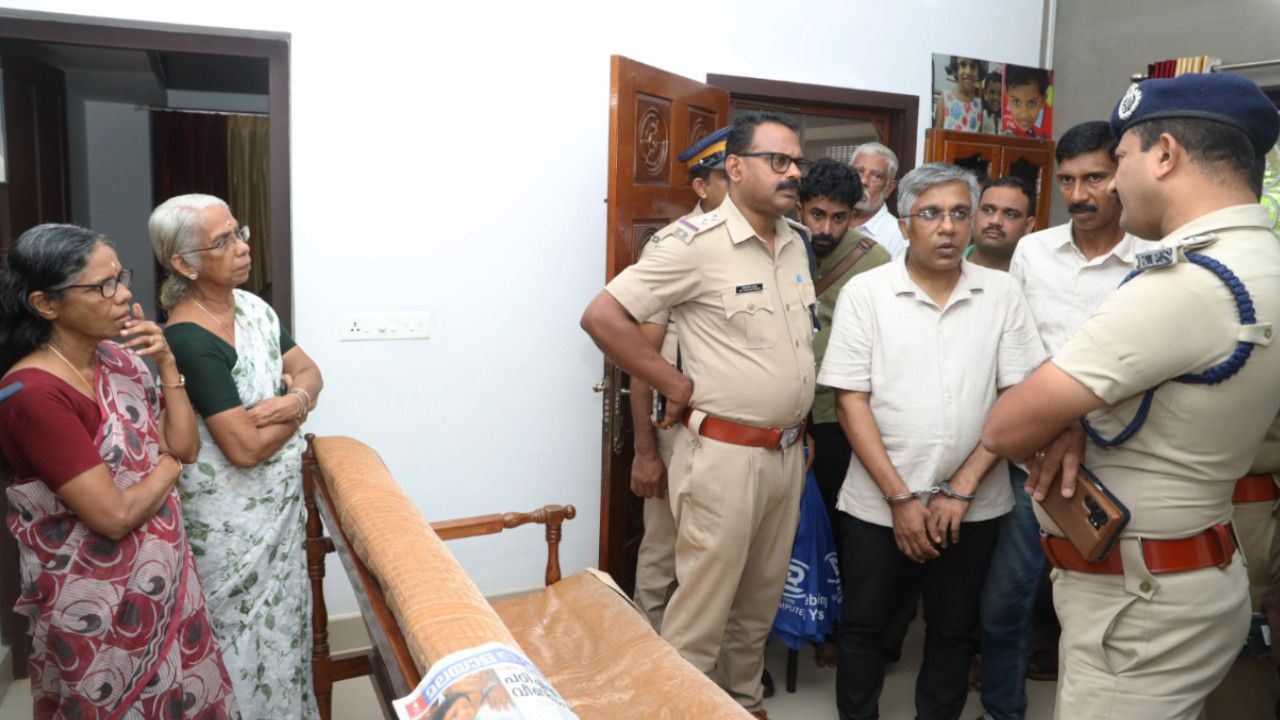 alapuzha  Couple Attacke case.jpg