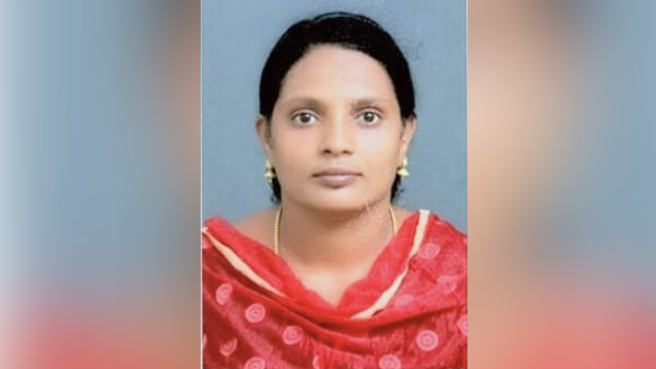 ambalamukk vineetha case