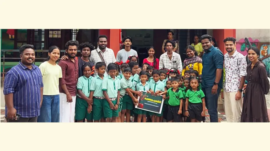 ആറാമട ജിഎൽപി സ്കൂളിൽ പോഷകാഹാര പദ്ധതി എസ്എഫ്ഐ ജില്ലാ സെക്രട്ടറി എം എ നന്ദൻ ഉദ്ഘാടനം ചെയ്യുന്നു