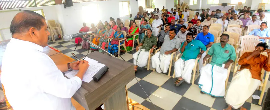 സിപിഐ എം മുല്ലയ-്ക്കൽ ലോക്കൽ കമ്മിറ്റി സംഘടിപ്പിച്ച സീതാറാം യെച്ചൂരി അനുസ്മരണം ജില്ലാ സെക്രട്ടറി ആർ നാസർ
ഉദ്ഘാടനം ചെയ്യുന്നു