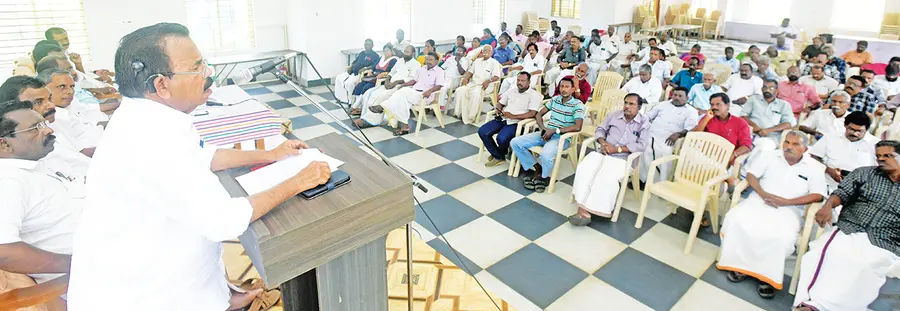 KS-KTU State President Anavoor Nagappan inaugurates the convention organized by KS-KTU and BKMU at Alappuzha Gender Park