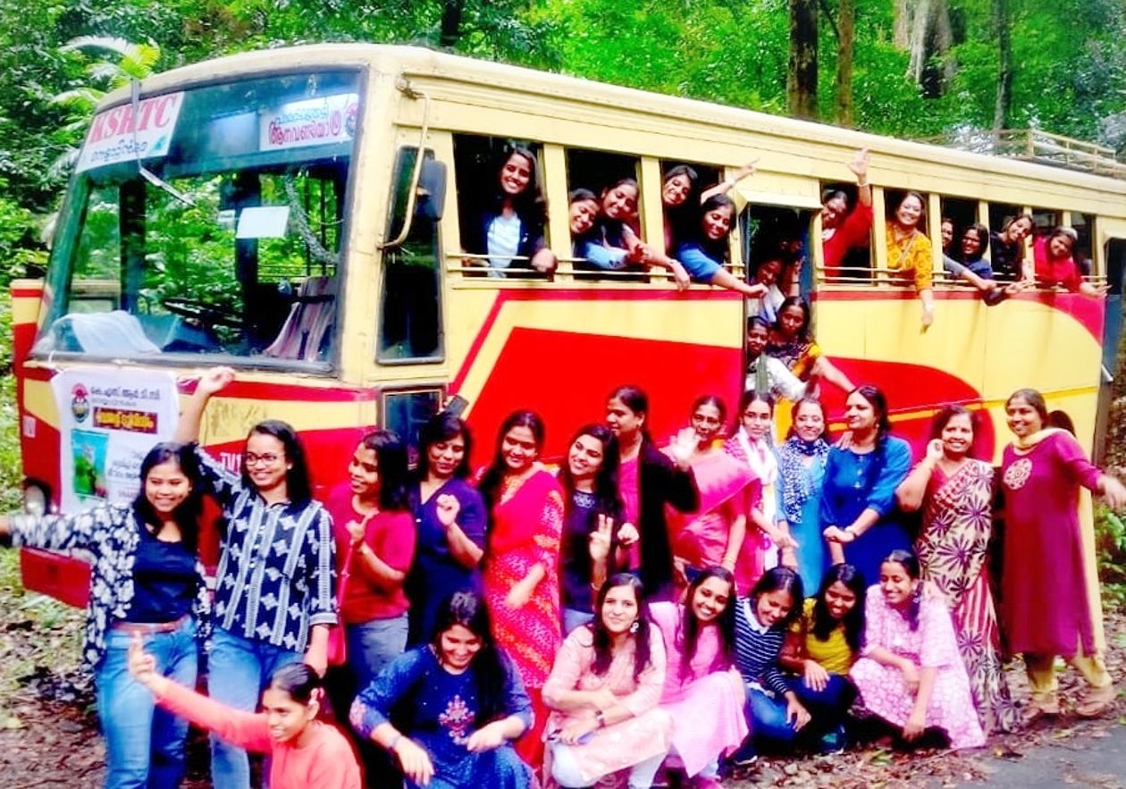 വനിതാദിന യാത്ര