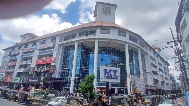 angamaly ksrtc stance