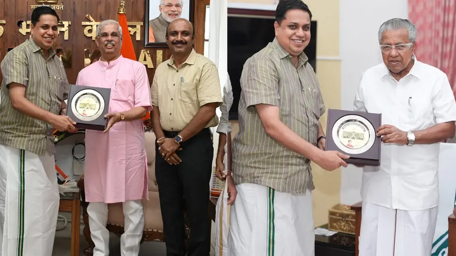 a n shamseer pinarayi vijayan ARLEKKAR
