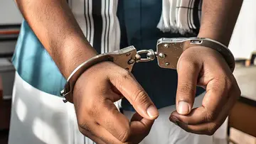 arrest handcuff