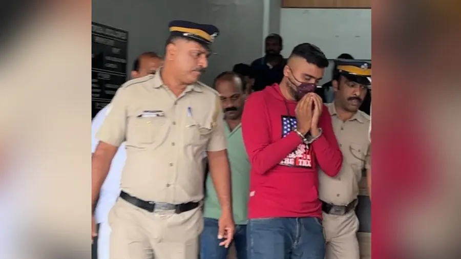 arrest police attack