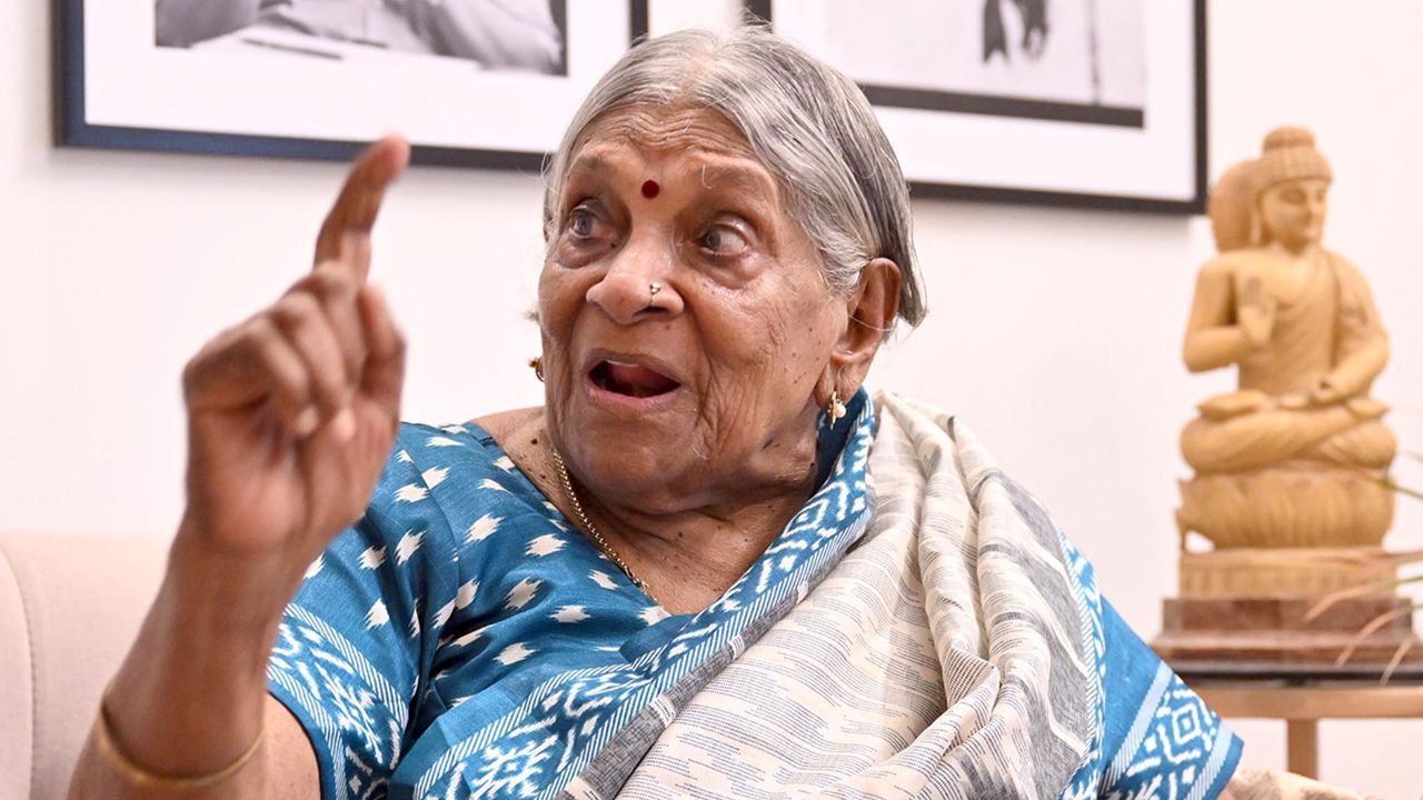 artist vijayakumari