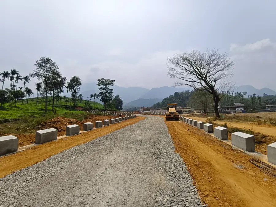 ചൂരൽമല–-അട്ടമല പാത