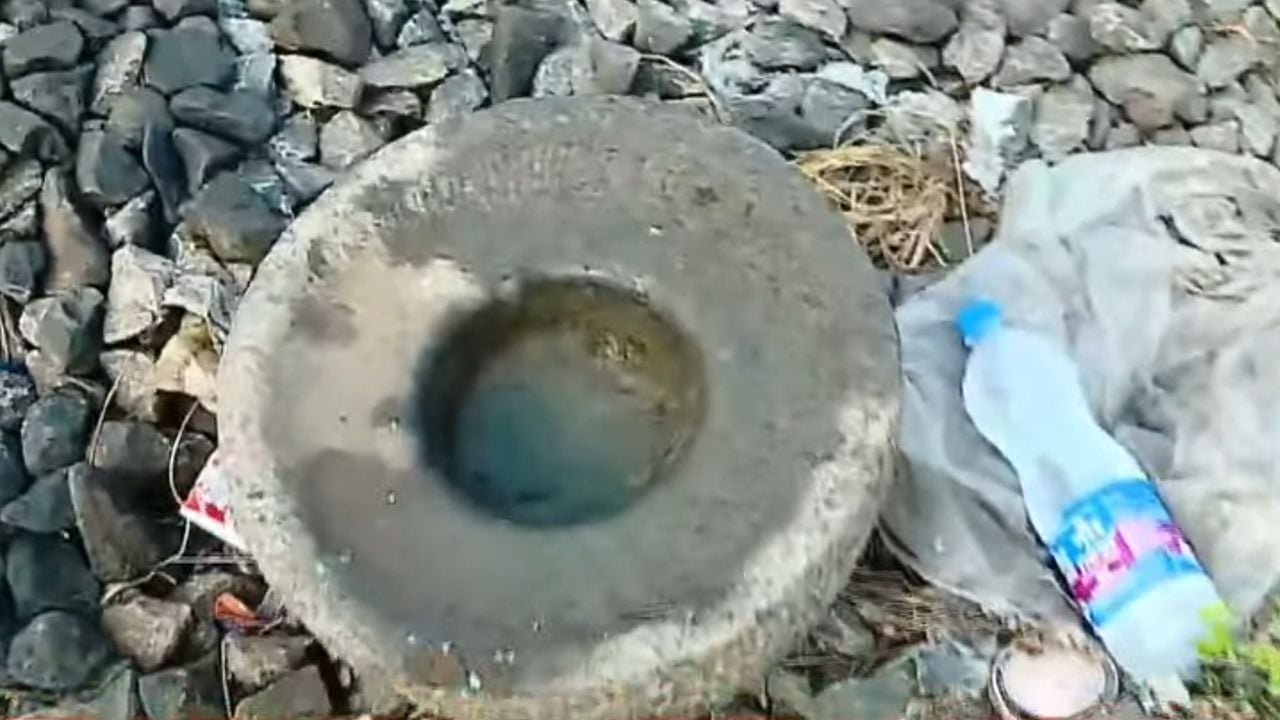 attukallu found at rail track