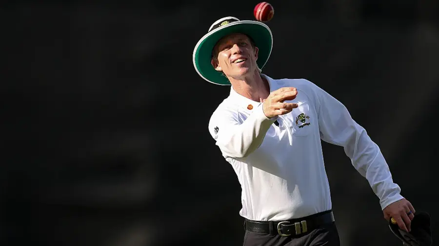 ausis umpire