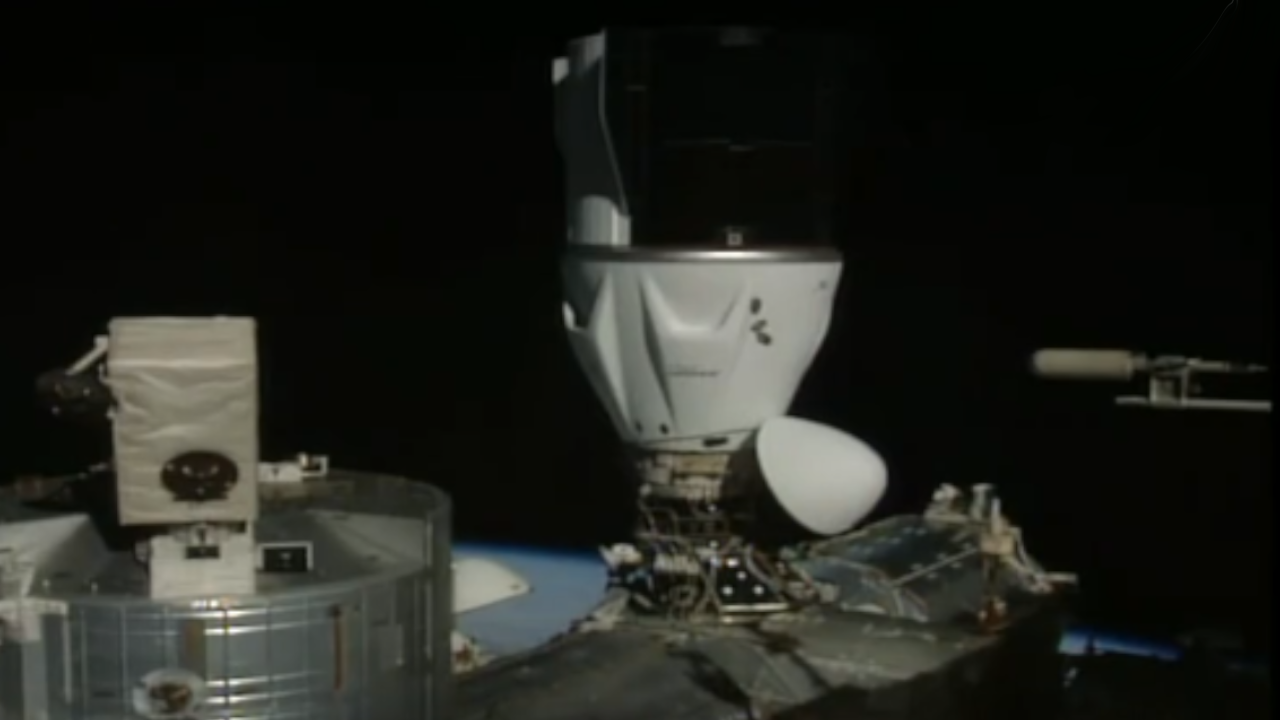 axium 4 docking